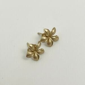 Vintage Gold Flower Stud Earrings